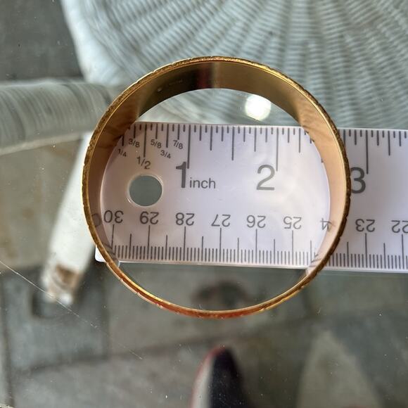 Vintage Monet Wide Bangle Bracelet Gold tone Cross cut face #433 - Picture 7 of 7